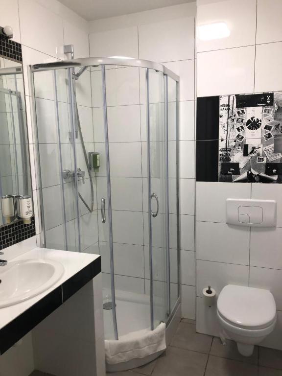 Dom Mlynarza Hotel Zukczyn Kamer foto